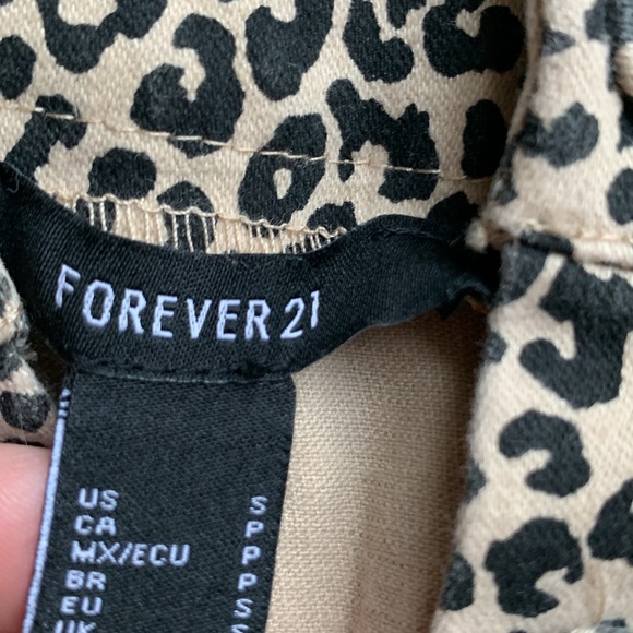 Forever21 button up cheetah mini skirt - Picture 3 of 3